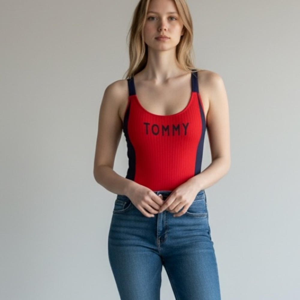 Tommy Hilfiger Seamless Rib Bodysuit Red Graphic Size Small